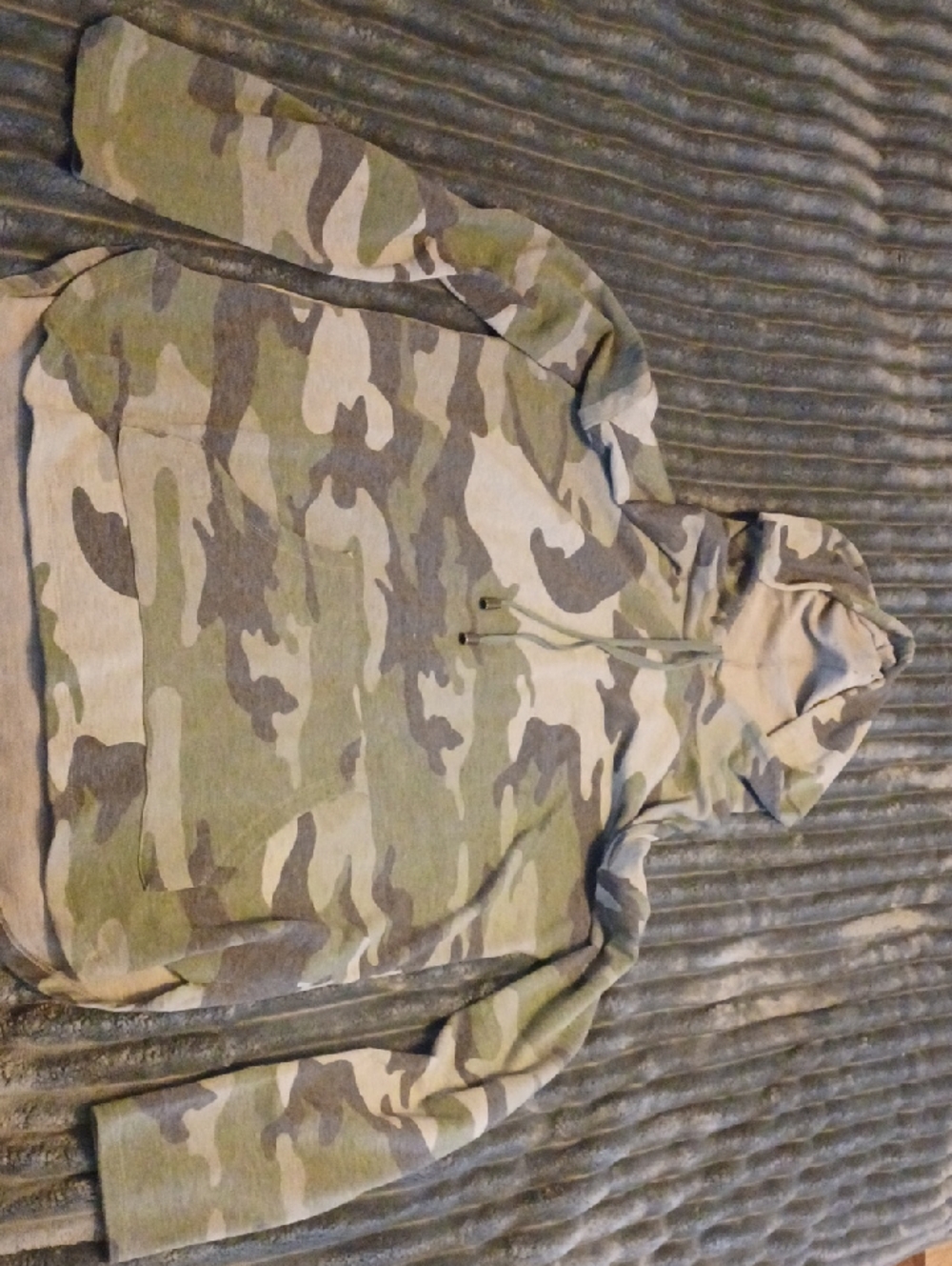 Cyrus Camo Hoodie in Green & Gray